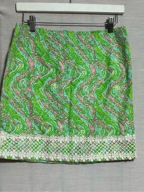 Lilly Pulitzer Alligator Print Lace Hem Skirt Size 2